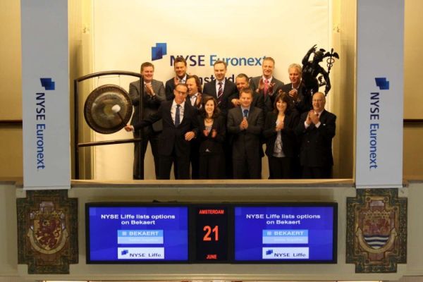 <a href='/aandeel/42-bekaert'> Bekaert </a> <a href='/begrippen/22-nyse'> NYSE </a> <a href='/begrippen/30-euronext-amsterdam'> Euronext Amsterdam </a> gongslag