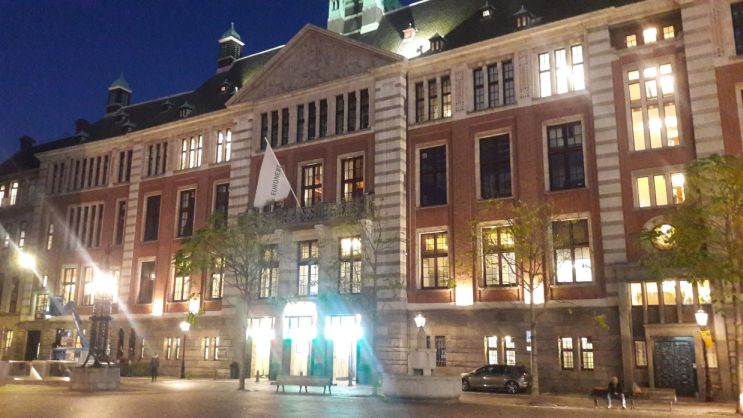 Euronext amsterdam nederland analist