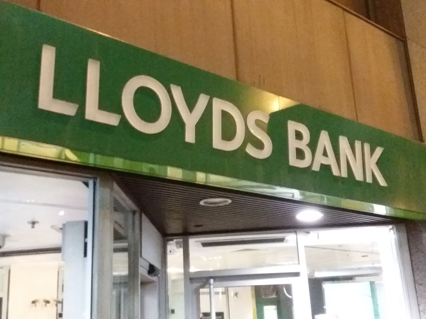 Lloyds-Bank London