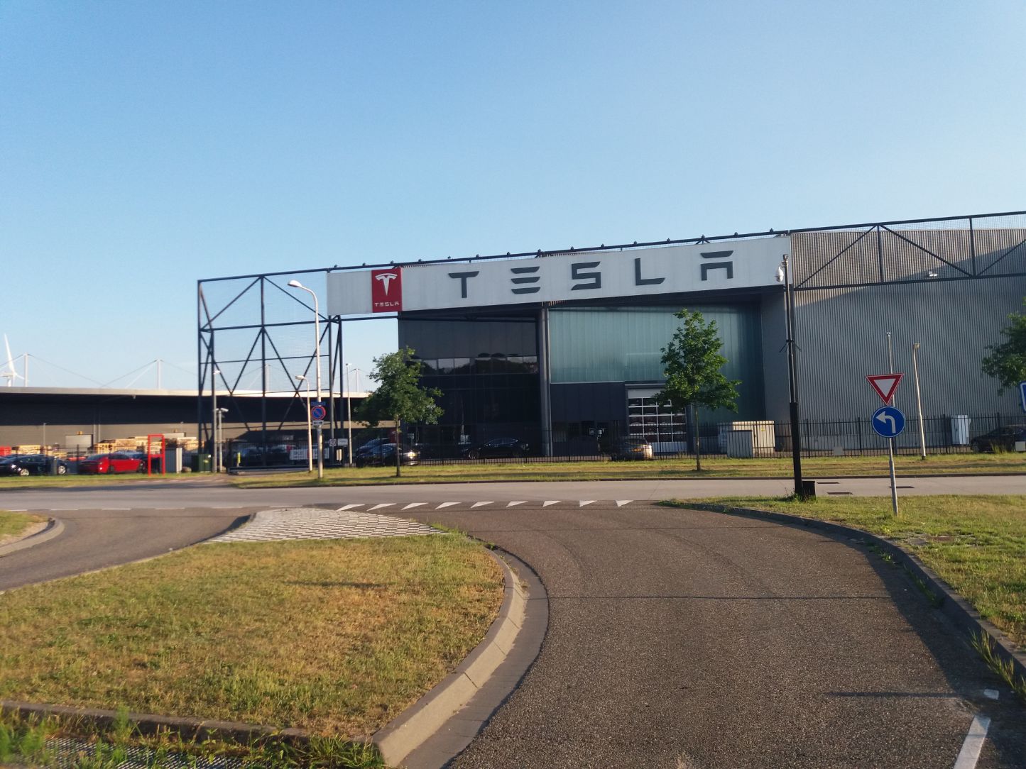 Tesla-Tilburg faciliteit