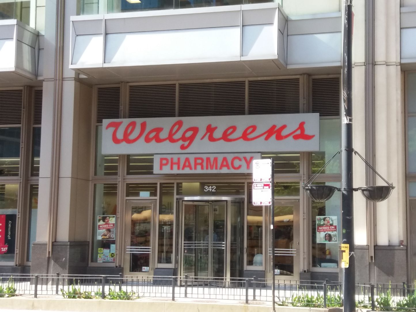 Walgreens-Pharmacy Chicago centre